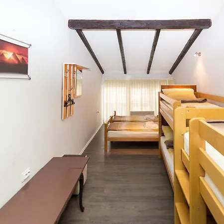 Kingdom Auberge de jeunesse Visoko